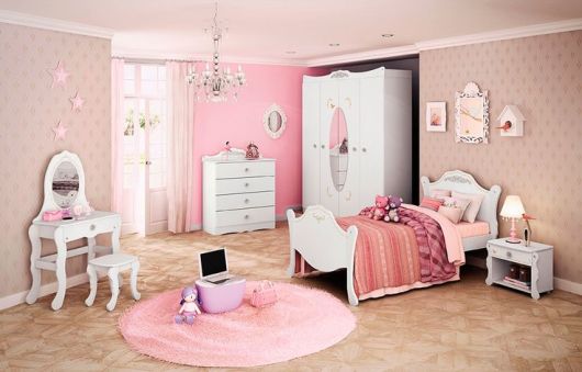 quarto rosa e branco feminino