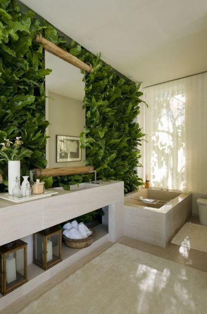 banheiro com plantas