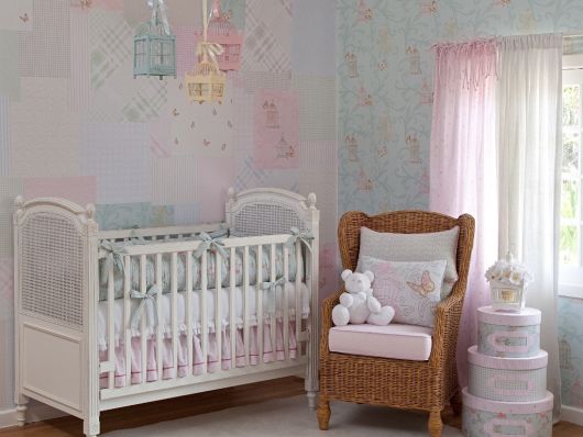 Papel de parede para quarto de bebê delicados