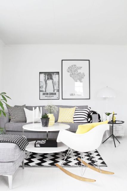 salas com sofá cinza parede branca