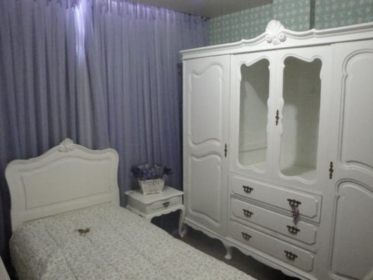 móveis laqueados quarto branco