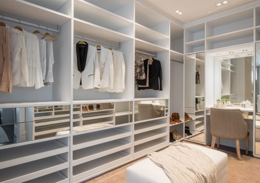 closet clean e moderno