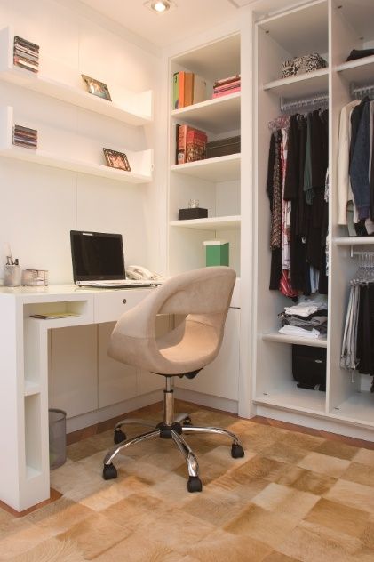 closet com home office dentro