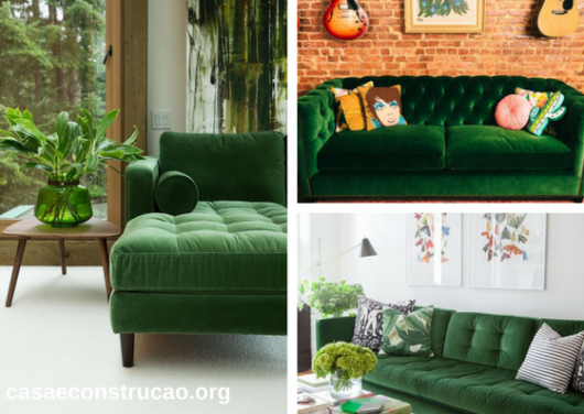 sofás de veludo verde com botões aparentes