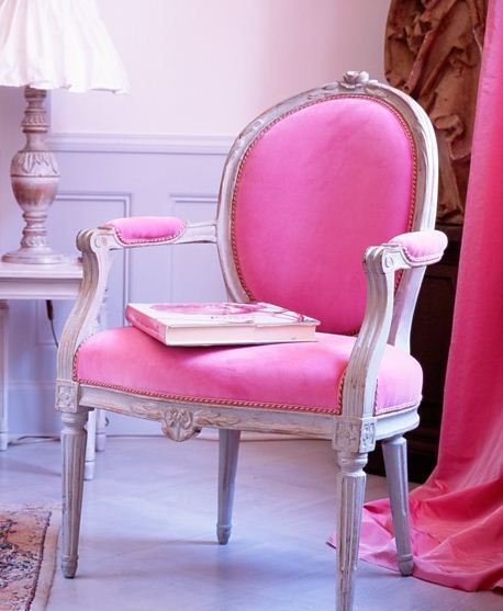 Cadeira rosa pink.