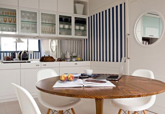cozinha azul e branca