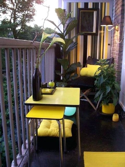 mesas para varanda pequena amarela