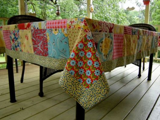 Toalha de mesa de patchwork.