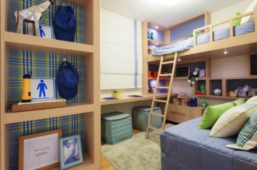 Lindo projeto de quarto infantil com aproveitamento inteligente do espaço