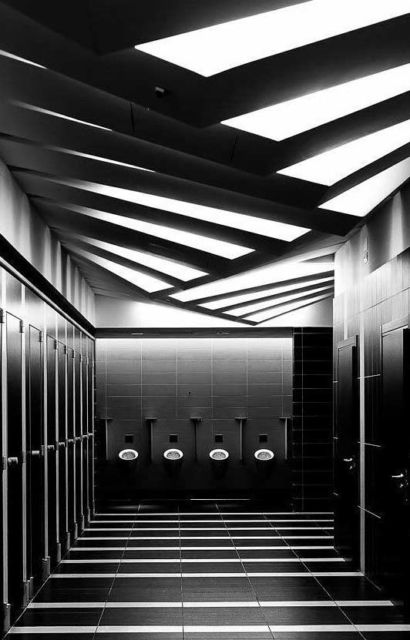 banheiro masculino preto