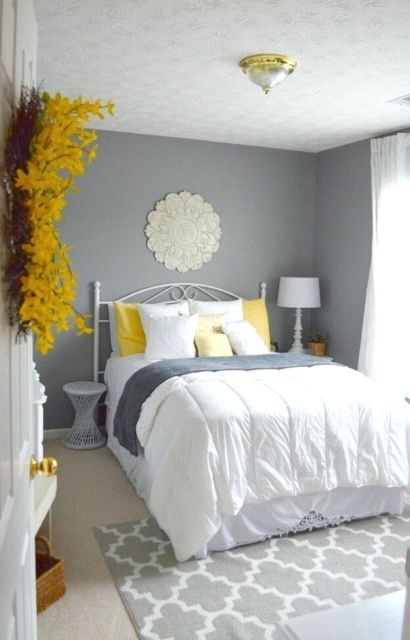 quarto com decoração amarela e cinza
