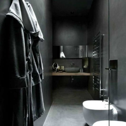 Banheiro planejado preto