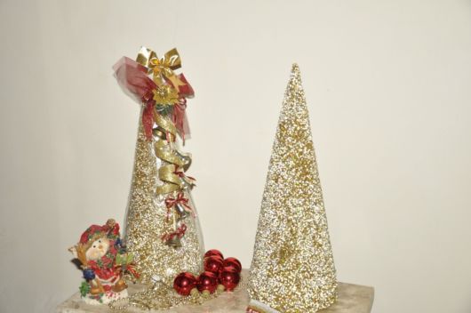 modelos de árvore de natal dourada