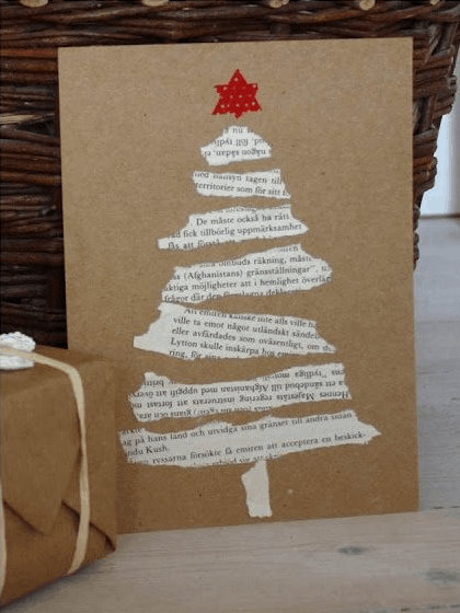 cartão de natal decorado com jornal