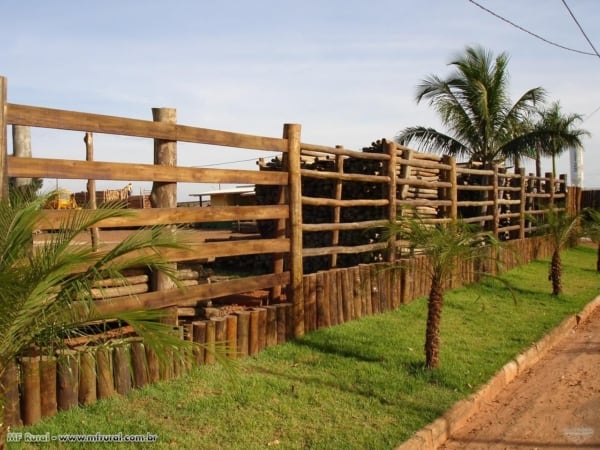 cerca rústica para fazenda