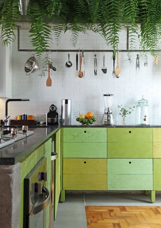 Ideia de decoração de cozinha com tons de verde