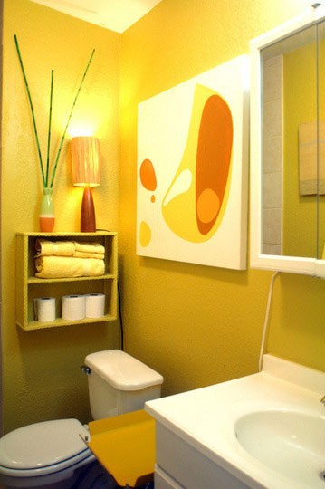 cores para banheiro amarelo com quadro