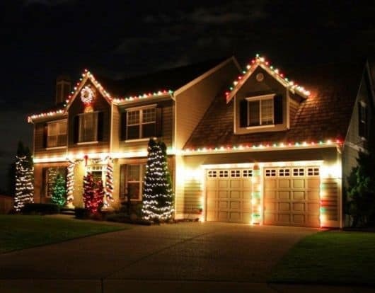 Luzes de Natal em decoração de casa10