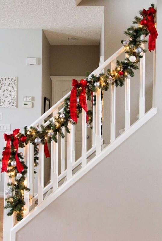 Luzes de Natal na escada23