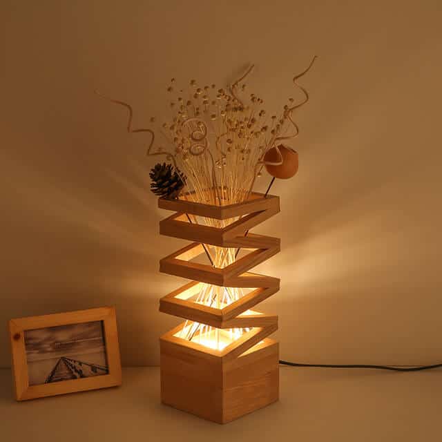 Modelo de luminária diferente de madeira