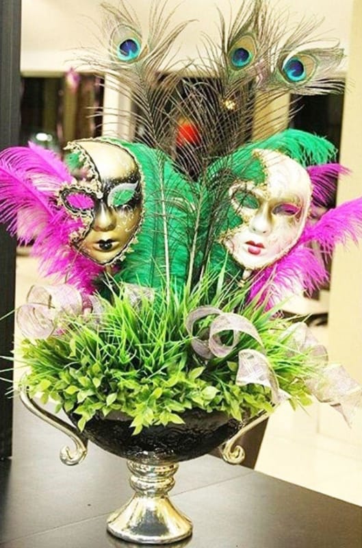 Decoração de Carnaval em casa com máscaras6