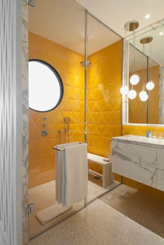 banheiro moderno amarelo