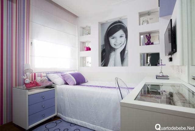 Você pode por uma foto personalizada da menina no quarto