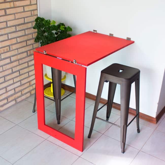 Mesa dobrável de parede para churrasco vermelha