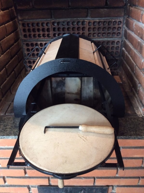 ideia de forno com tijolo refratário