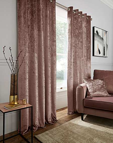 sala com cortina rosé gold