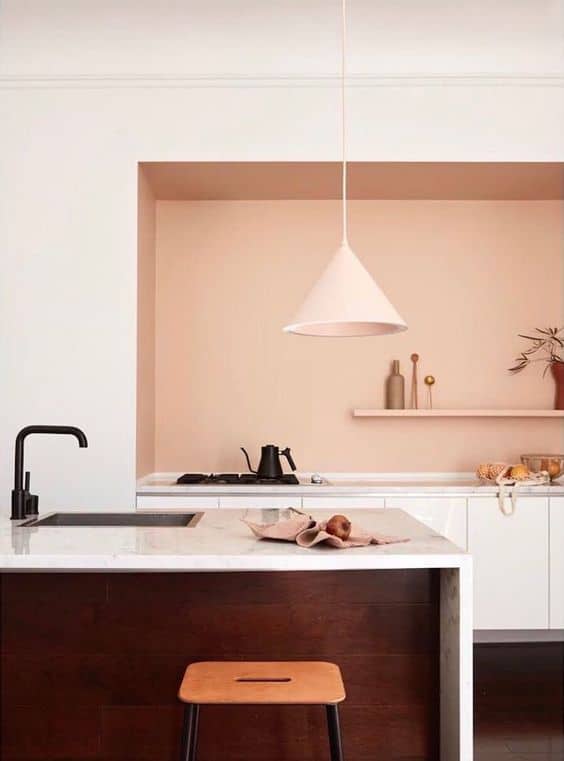 cozinha moderna com pintura cor pessego