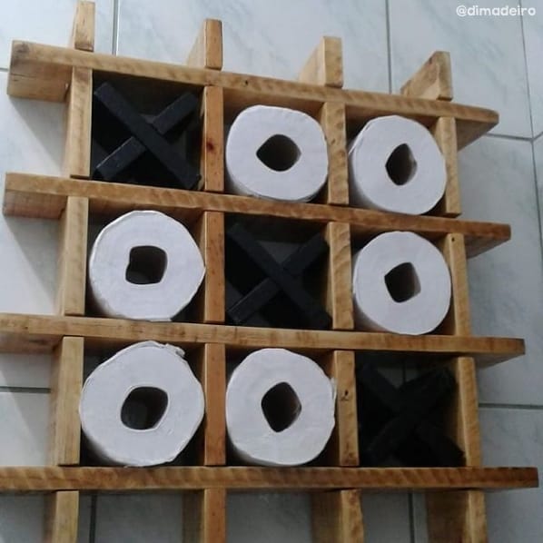 porta papel higienico criativo de madeira