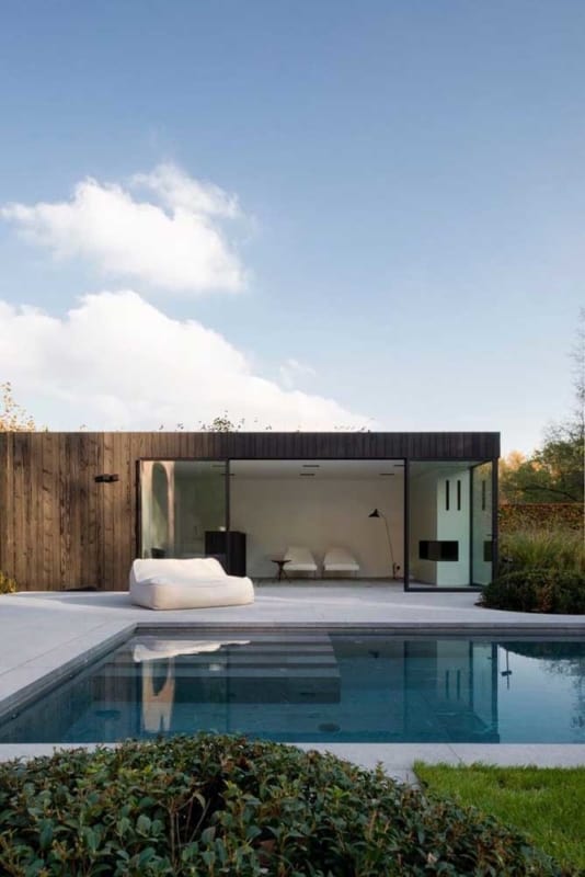 23 edicula moderna para morar com piscina