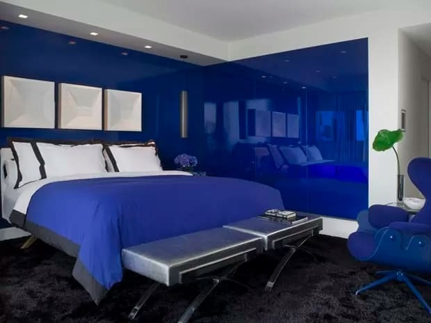 28 quarto moderno decorado com azul anil