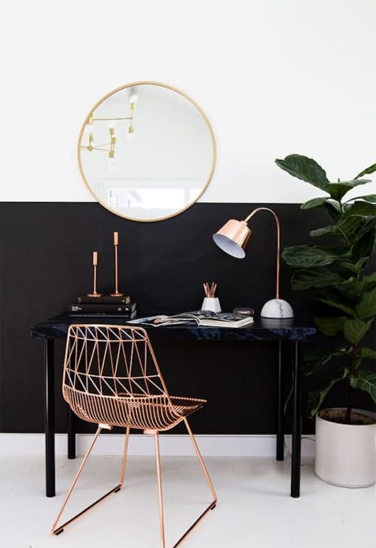 36 home office moderno com cadeira rose gold