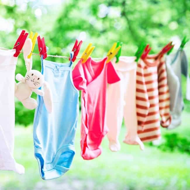 17 cuidados para lavar roupa de bebe