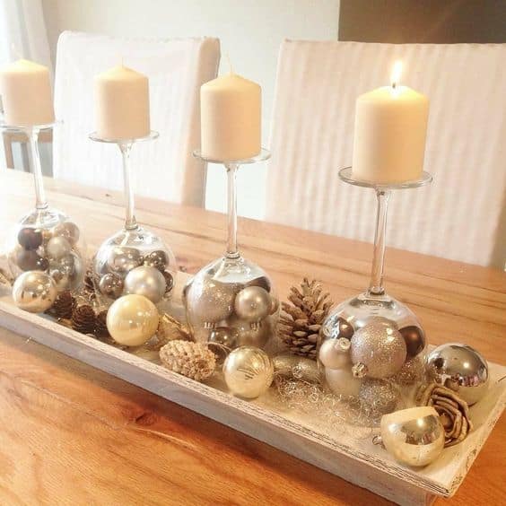 15 arranjo de mesa de natal com bolas e velas