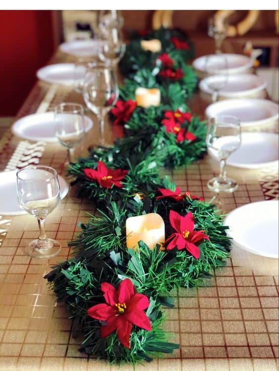 17 arranjo de mesa de natal com festao e velas