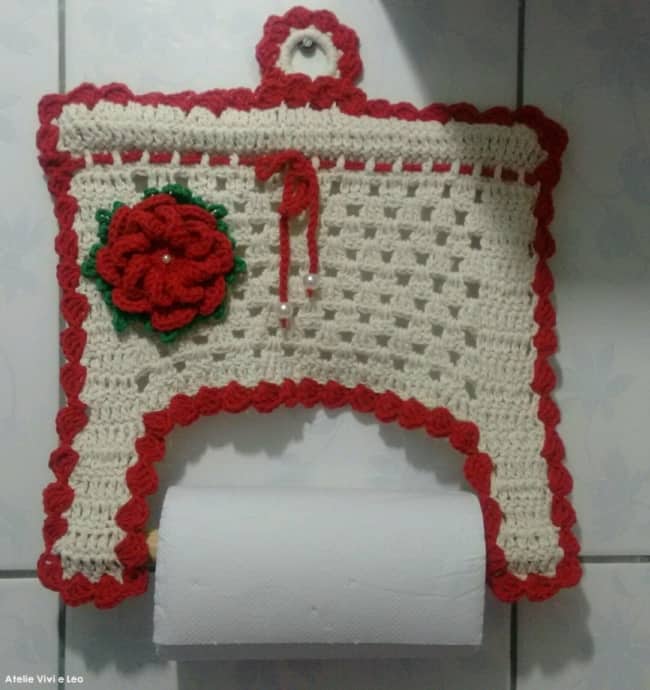20 porta papel toalha com flor de croche