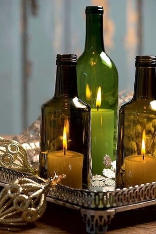 28 centro de mesa natalino com garrafas e velas