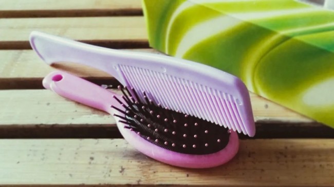 10 passo a passo para limpar escova de cabelo almofadada
