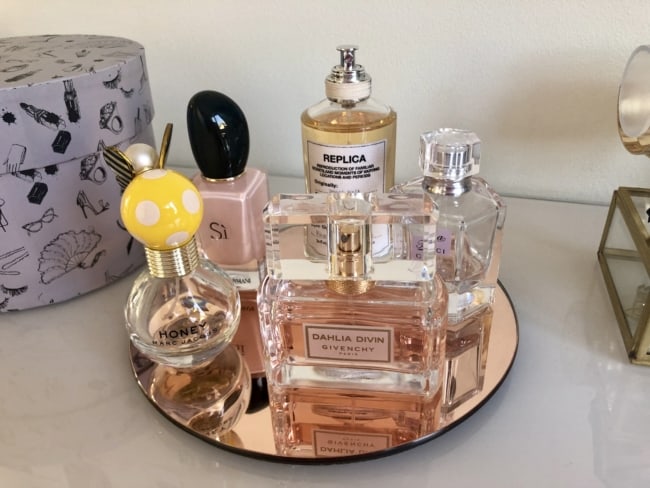11 bandeja espelhada rose gold para perfumes