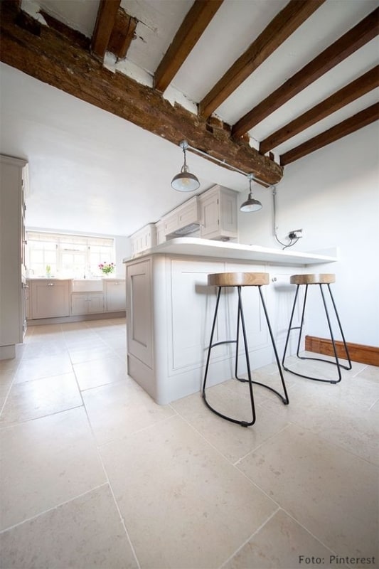 17 cozinha rustica com limestone