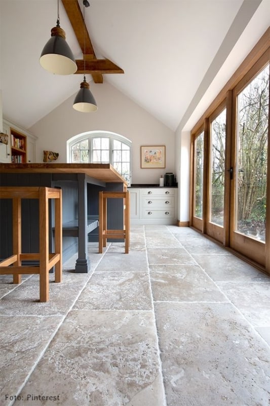 18 cozinha com piso de limestone