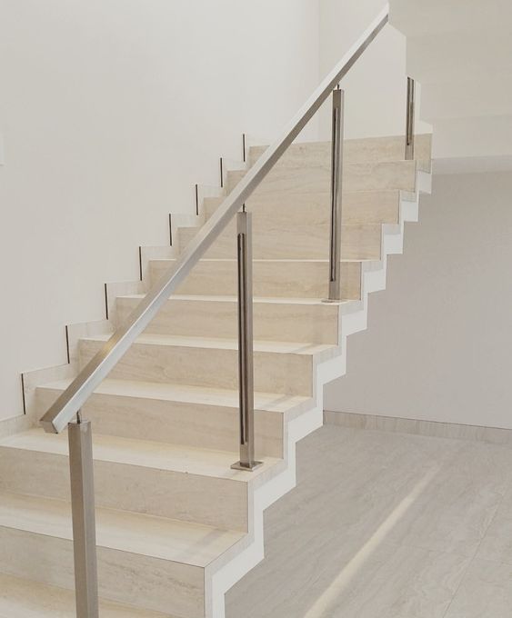2 escada moderna com corrimao de inox