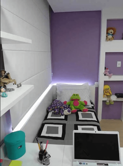 quarto na cor lilás