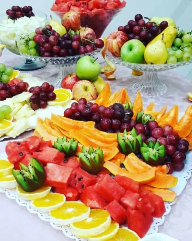 1 decoracao simples de mesa de frutas Pinterest