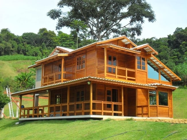 10 casa em madeira pre fabricada JB Casa de Madeira