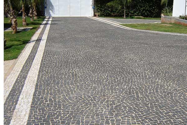 11 quintal com piso de pedra portuguesa Decor Pedras