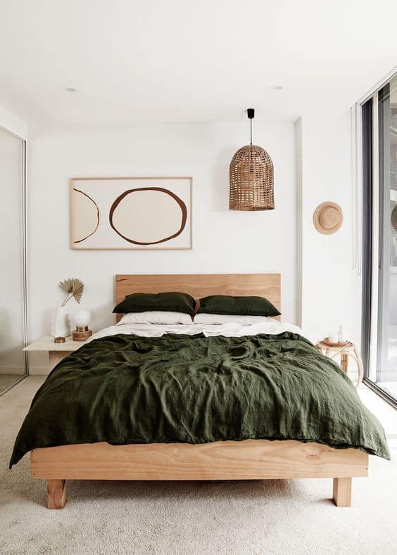 14 quarto de casal clean com cama de madeira
